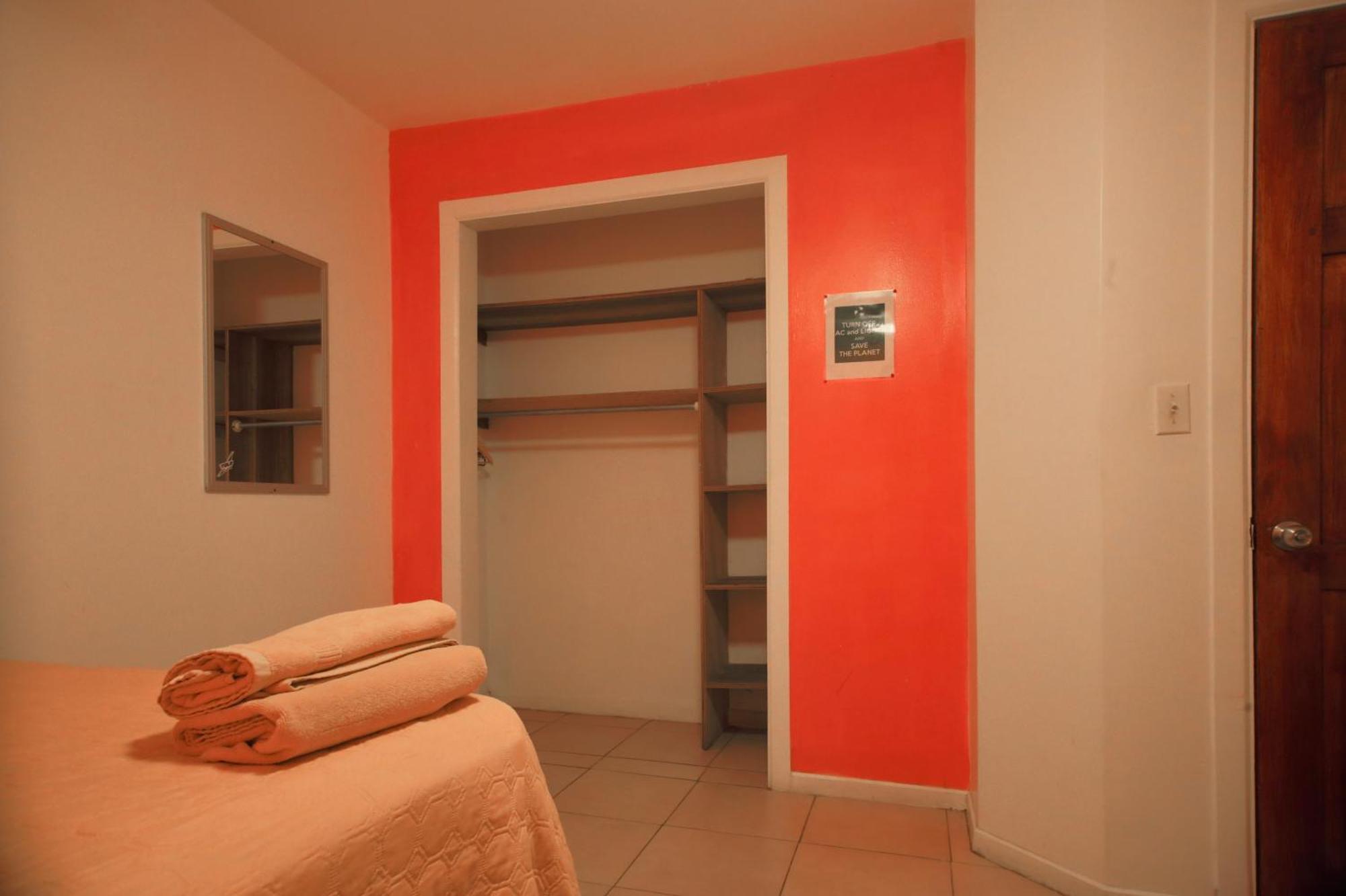 Wipeout Hostel Jacó Εξωτερικό φωτογραφία